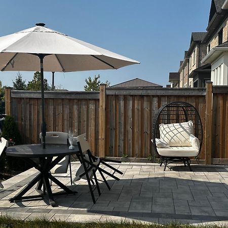 Luxury Basement Apartment In Oakville Exteriör bild